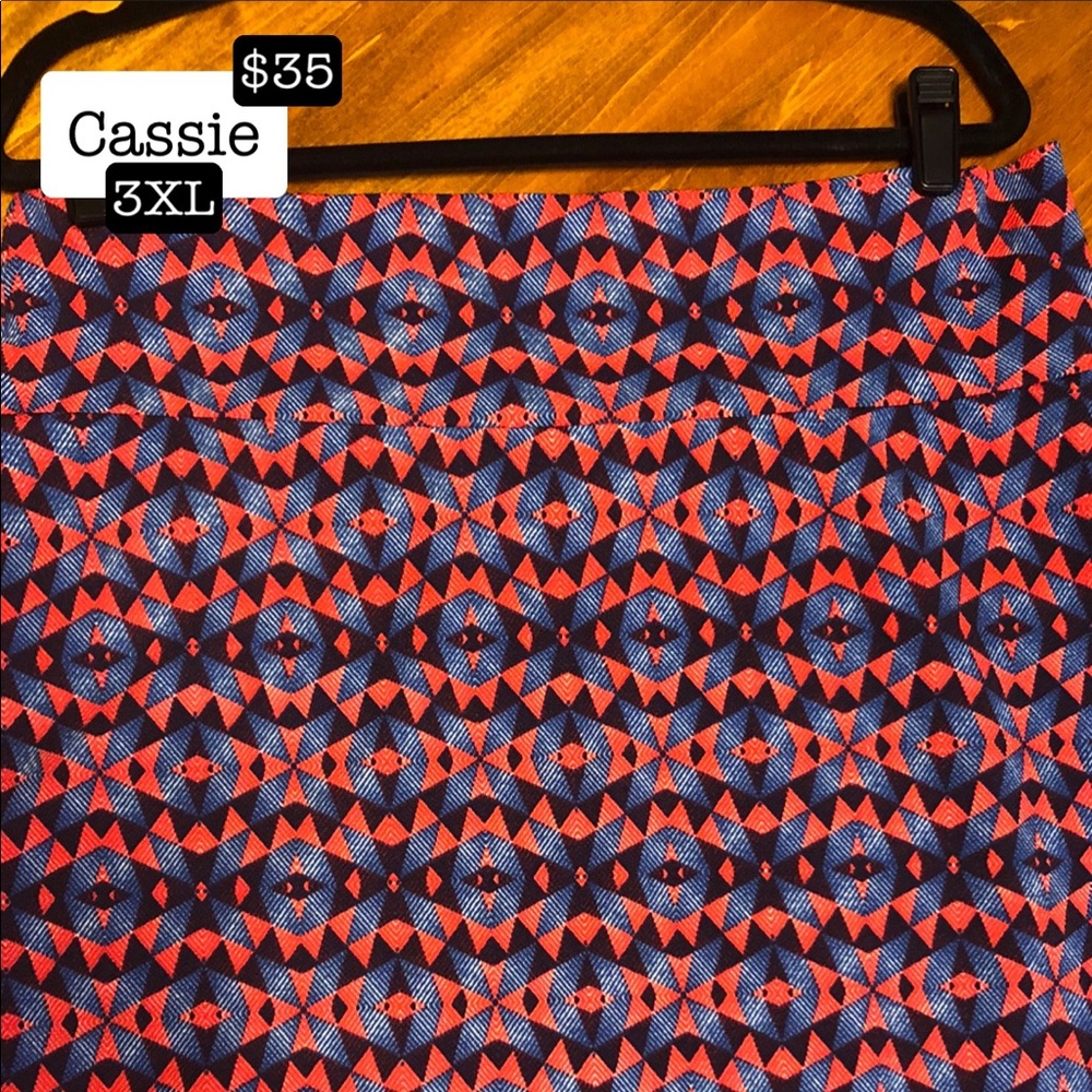 LuLaRoe Cassie